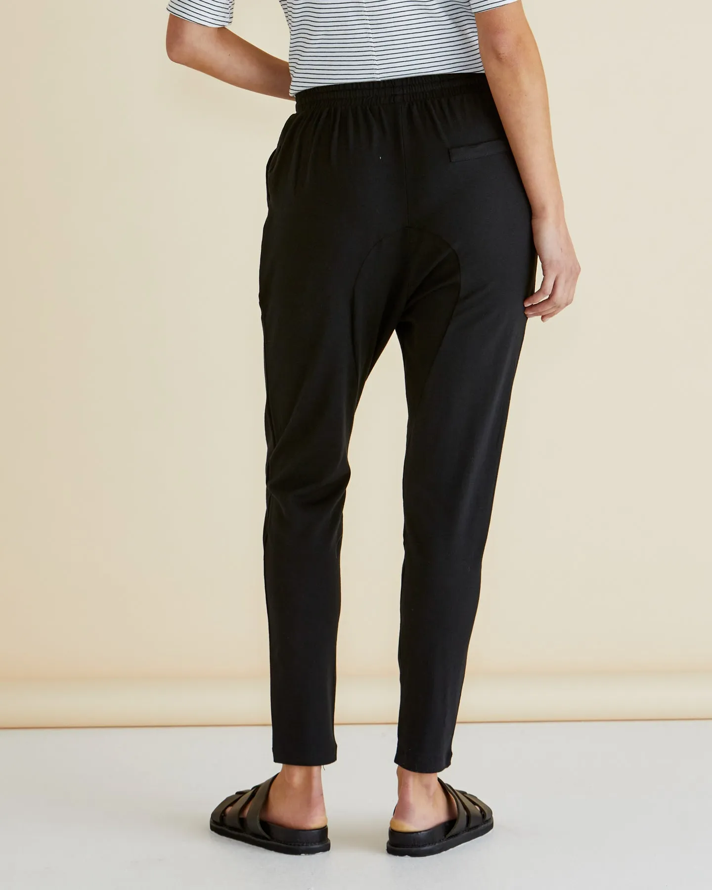 Jade Drop-Crotch Pants - Black